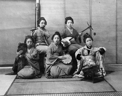 Japanesewomenmusicians, 1910