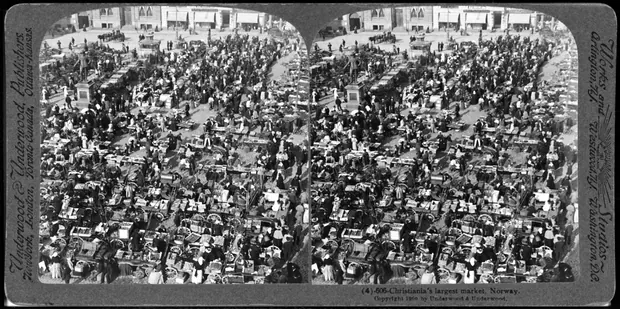 Christiania's largest market, Oslo, 1900